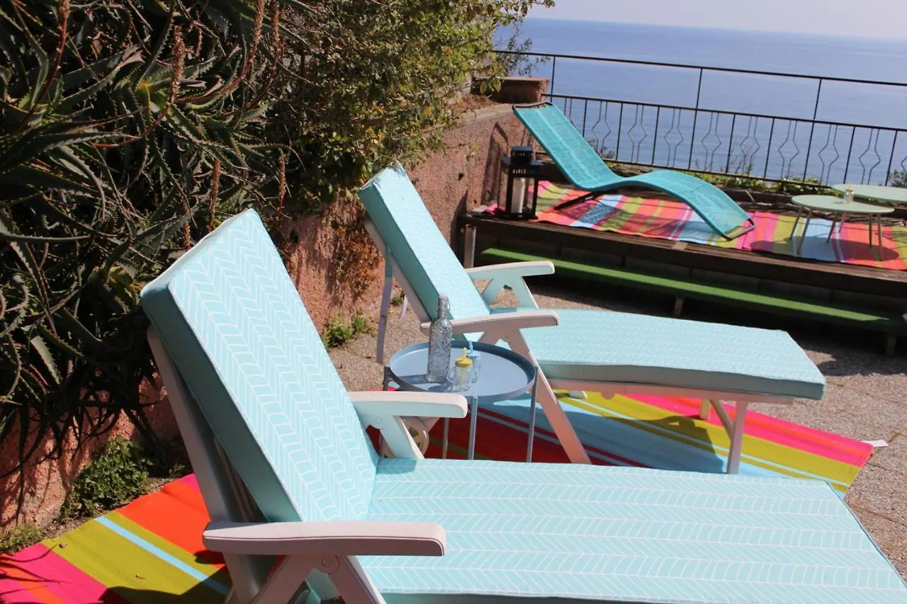 Conca Verde: Beachfront Villas with Private Jacuzzis Andora 2*,  Italy